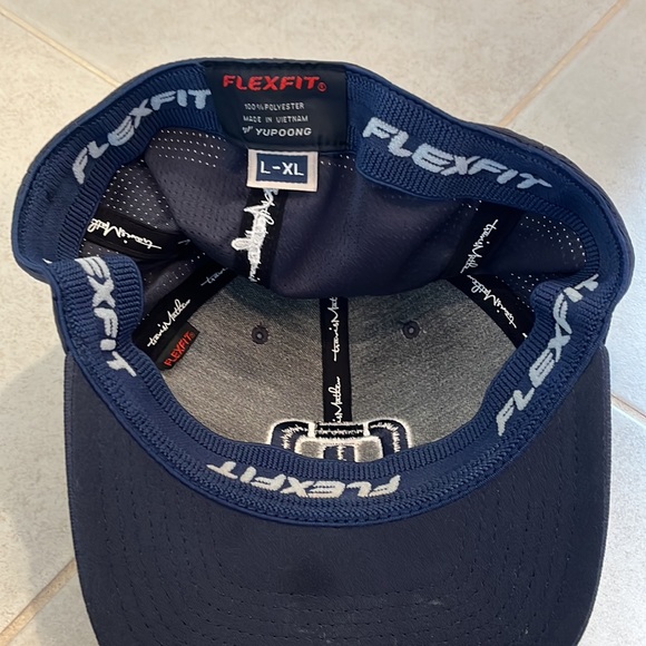 Travis Mathew Flex Fit Hat - Picture 5 of 5